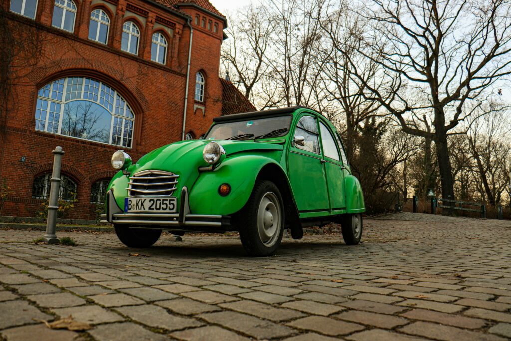 Citroën 2CV verte