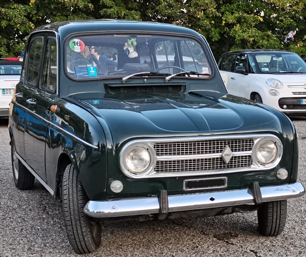 Renault 4