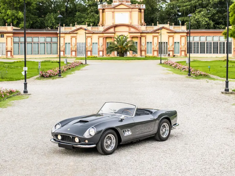 ventes aux enchères de voitures de collection
Ferrari 250 GT SWB